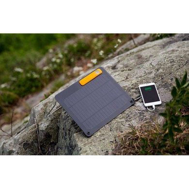 Зображення Сонячна батарея (сонячний зарядний пристрій) Biolite SolarPanel 5+ с аккумулятором 2200 mAh (BLT SPA0200) Black/Orange BLT SPA0200 - Зарядні пристрої BioLite