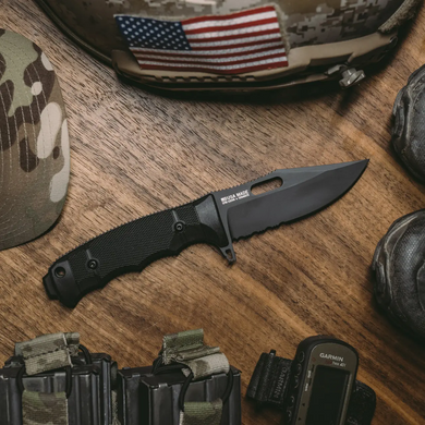 Картинка Нож SOG SEAL FX SERRATED Black нескладной, тактический (SOG 17-21-01-57) SOG 17-21-01-57 - Ножи SOG