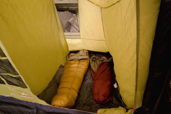 Картинка Палатка шестиместная с надувным каркасом Pinguin Interval 6 Airtube Green (PNG 143.6A.Green) PNG 143.6A.Green - Кемпинговые палатки Pinguin