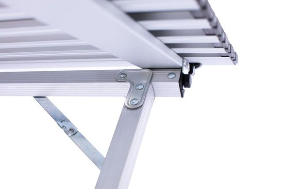 Картинка Большой складной стол с алюминиевой столешницей Tramp Roll-120 (120x60x70 см) TRF-064 TRF-064 - Раскладные столы Tramp